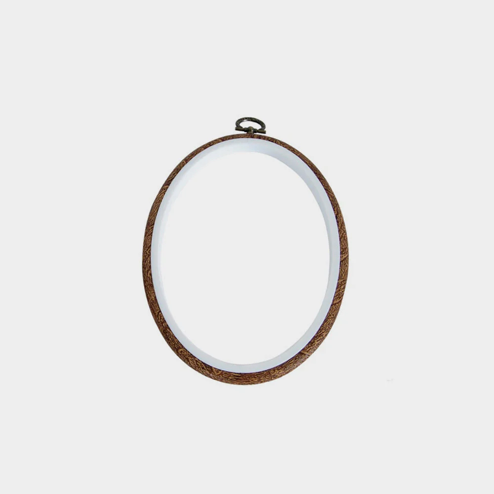 Bastidor de Plástico Ovalado Efecto Madera 17,5 cm DMC - Image 2