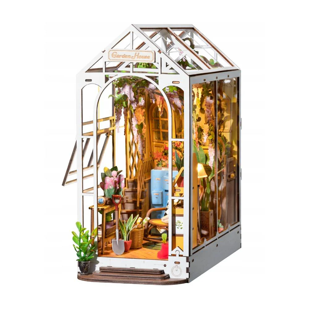 Book Nook Garden House Robotime