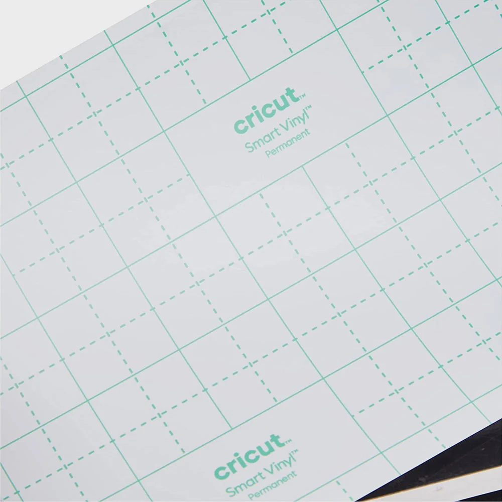 Cricut Joy Rollo de Vinilo color Negro Permanente 13,9 x 30,4 cm (5,5x48") - Image 3