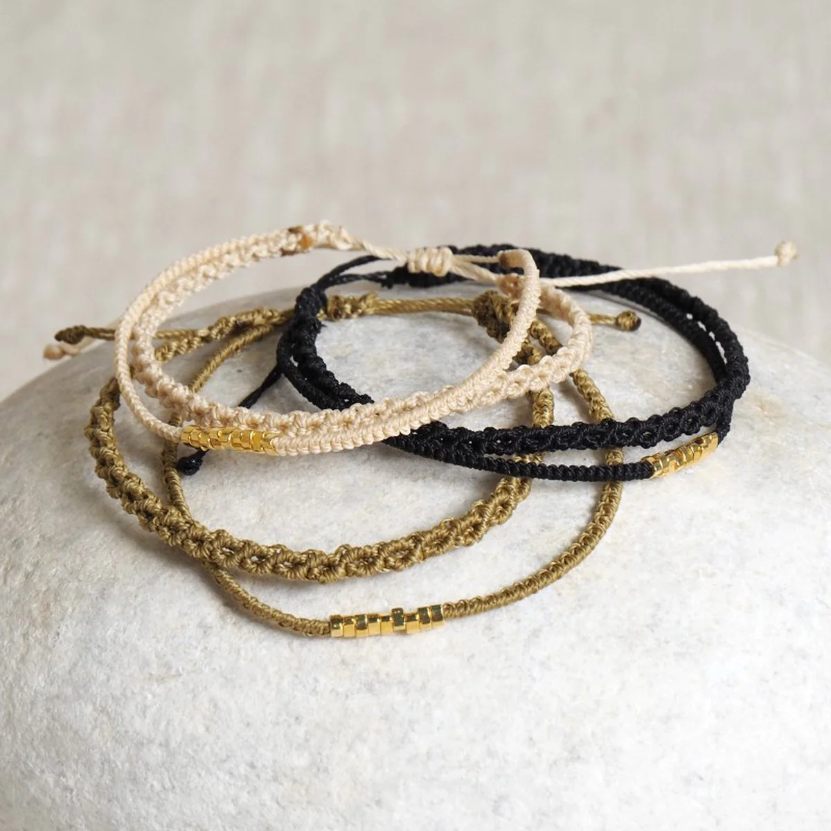 Kit Pulseras Macramé Artemio