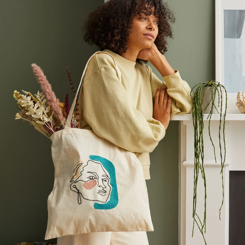 Kit Punch Needle Tote Bag Retrato Line Art - Image 4