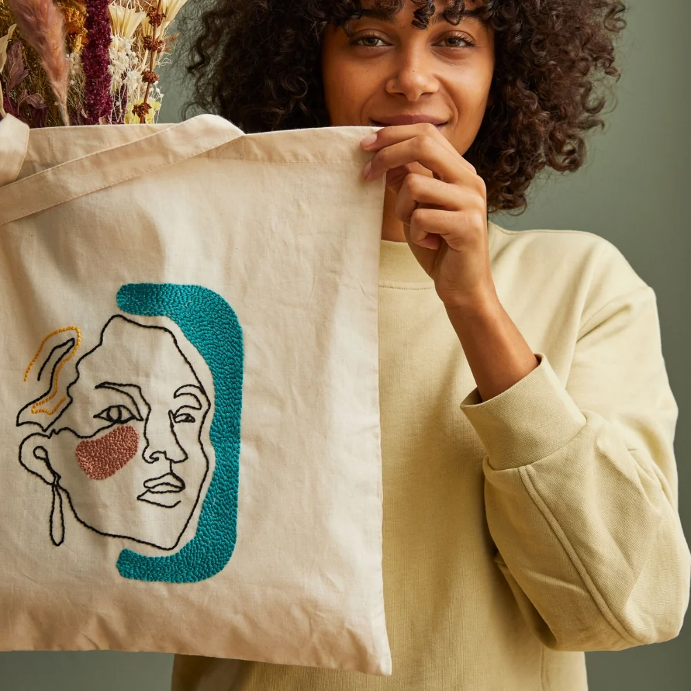 Kit Punch Needle Tote Bag Retrato Line Art - Image 5