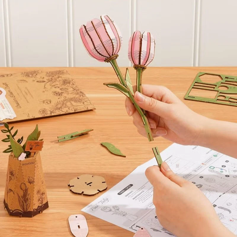 Maqueta Madera Tulipán Rosa Robotime - Image 2