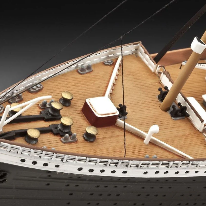 Maqueta Titanic Edición 100 Aniversario Revell - Image 4