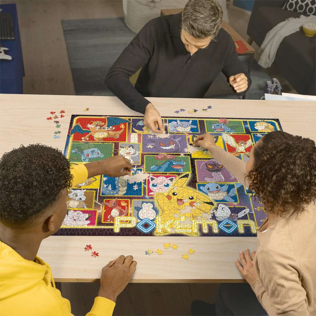 Puzzle 2000 Piezas Pokémon Iluminado Ravensburger - Image 2