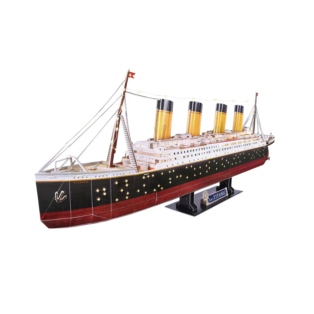 Puzzle 3D Titanic con luz LED World Brands - Image 2